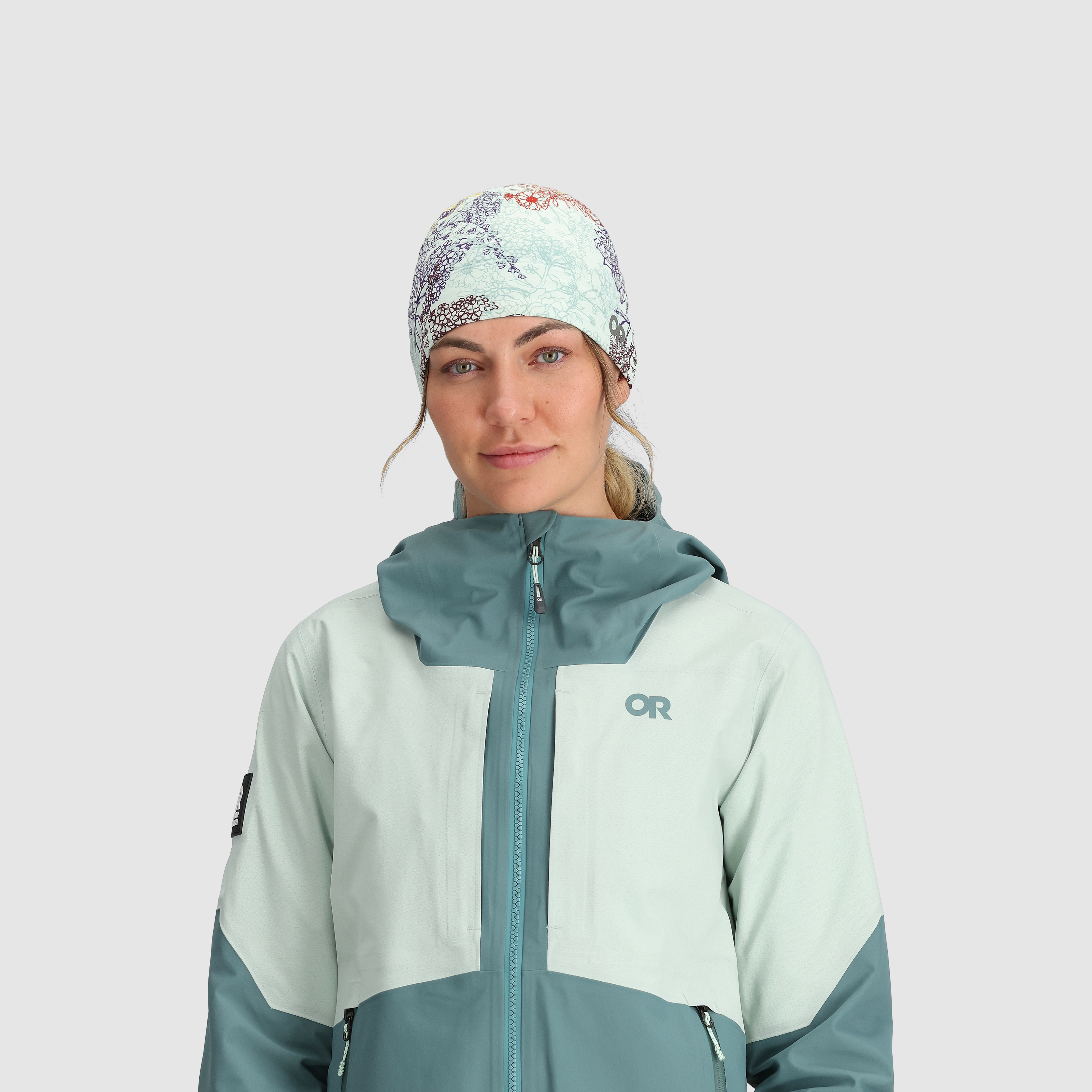 Lightweight Moisture-Wicking Beanie for Winter Sports | Bluet