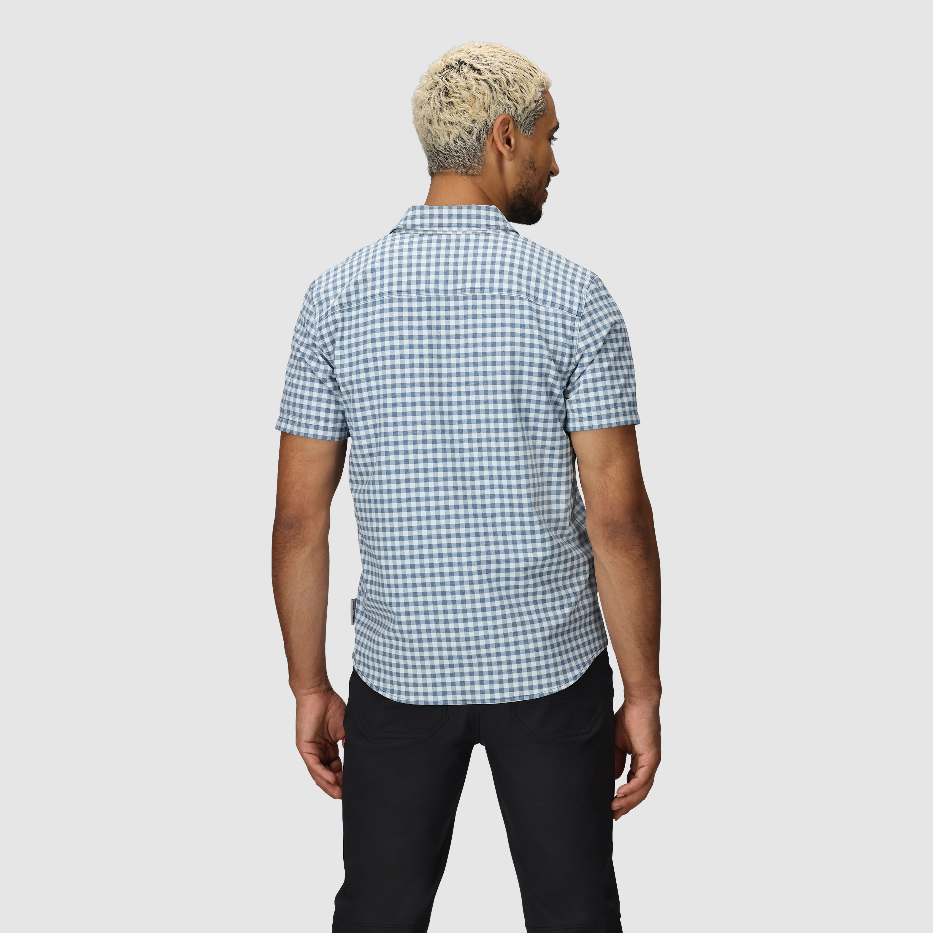 Men's Recycled Polyester Short Sleeve Shirt for Outdoor Activities | Blackbird