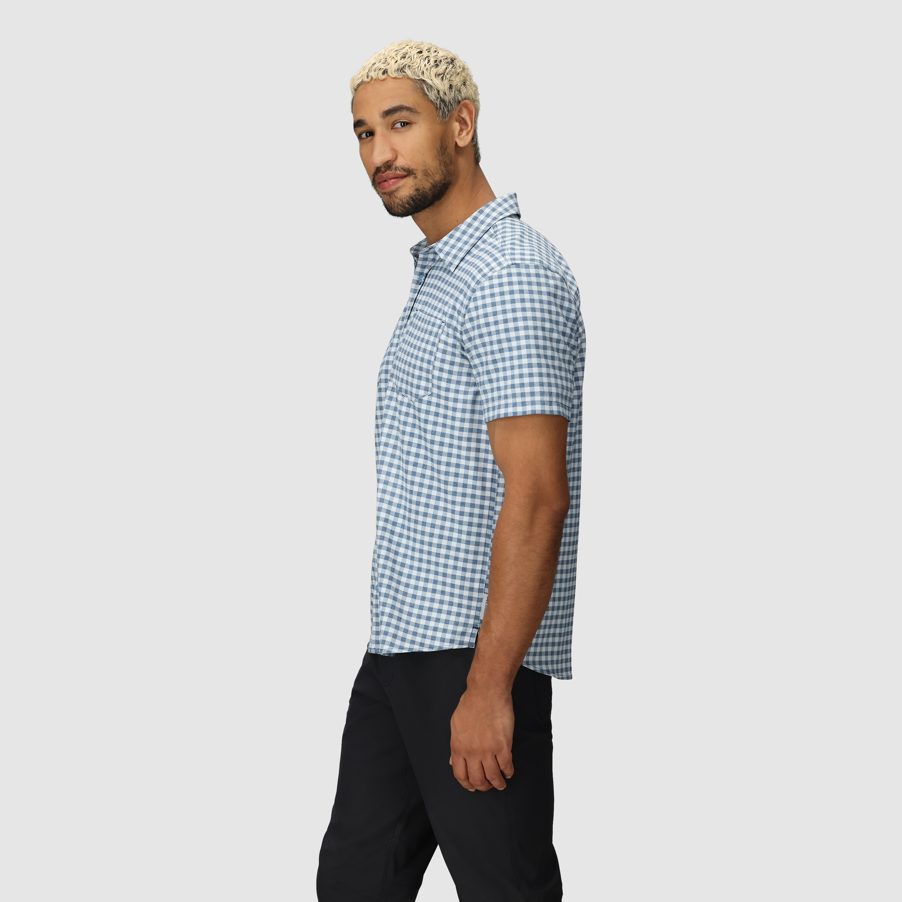 Men's Recycled Polyester Short Sleeve Shirt for Outdoor Activities | Blackbird