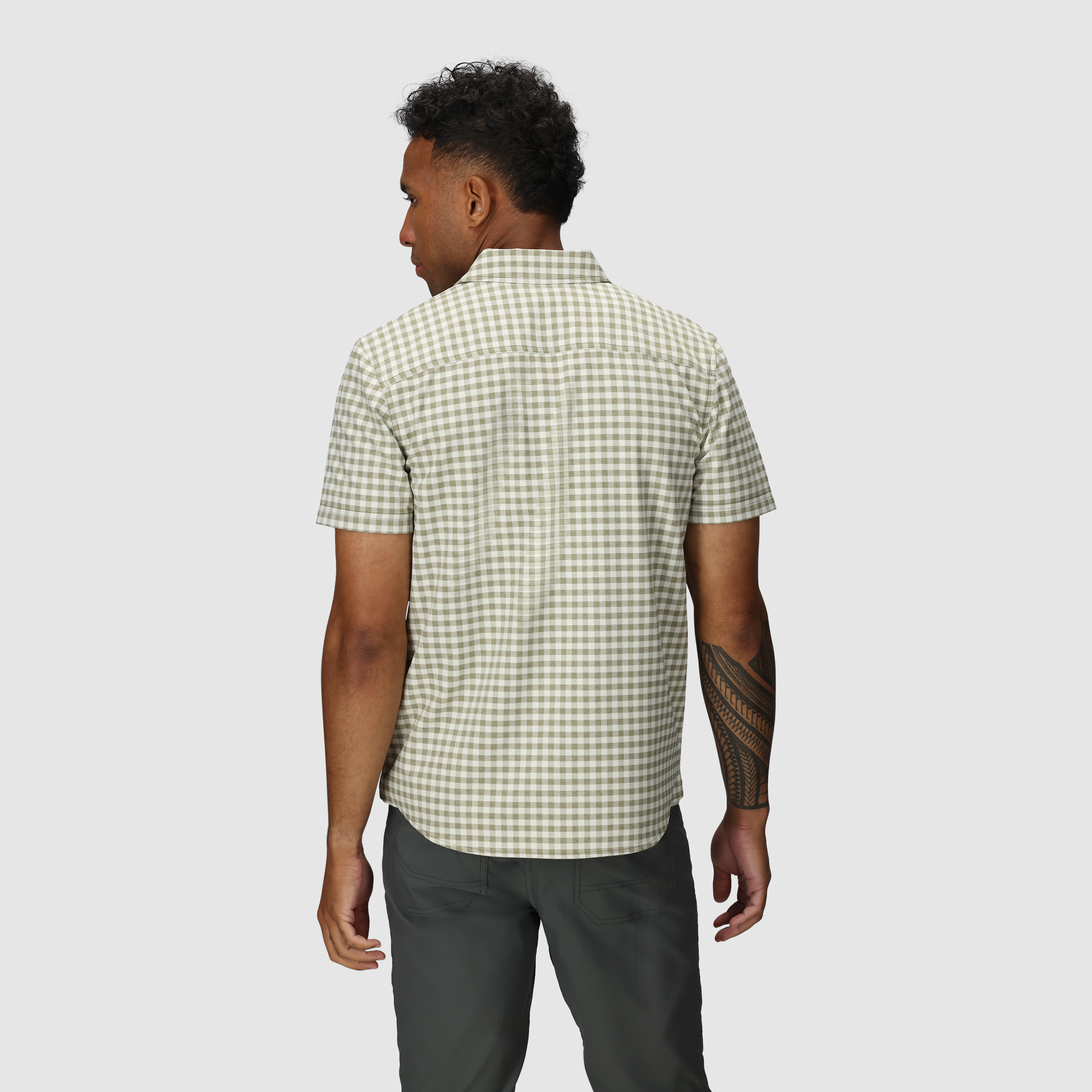 Men's Recycled Polyester Short Sleeve Shirt for Outdoor Activities | Blackbird