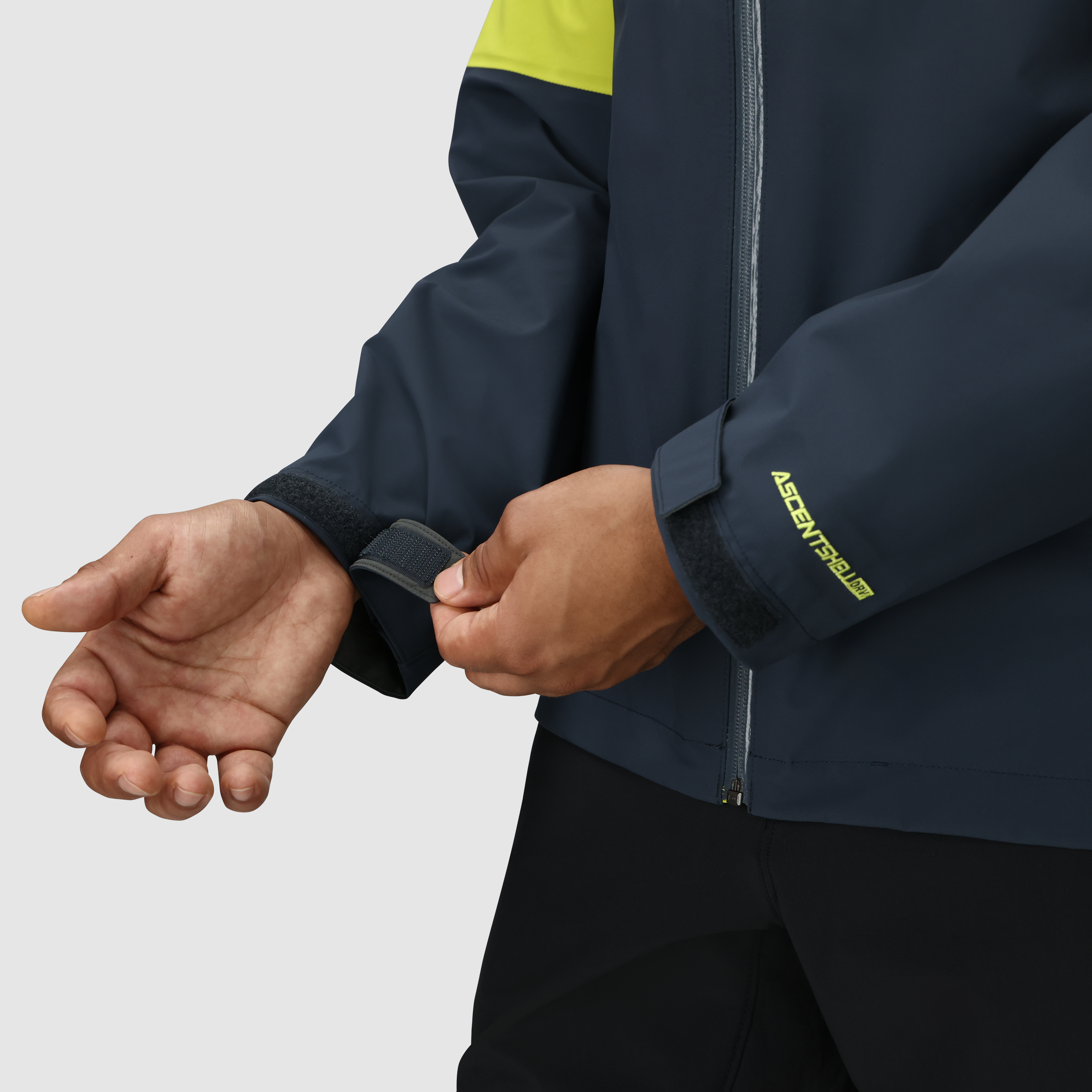 Men's Waterproof 3L Rain Jacket for Hiking & Cycling | Foray