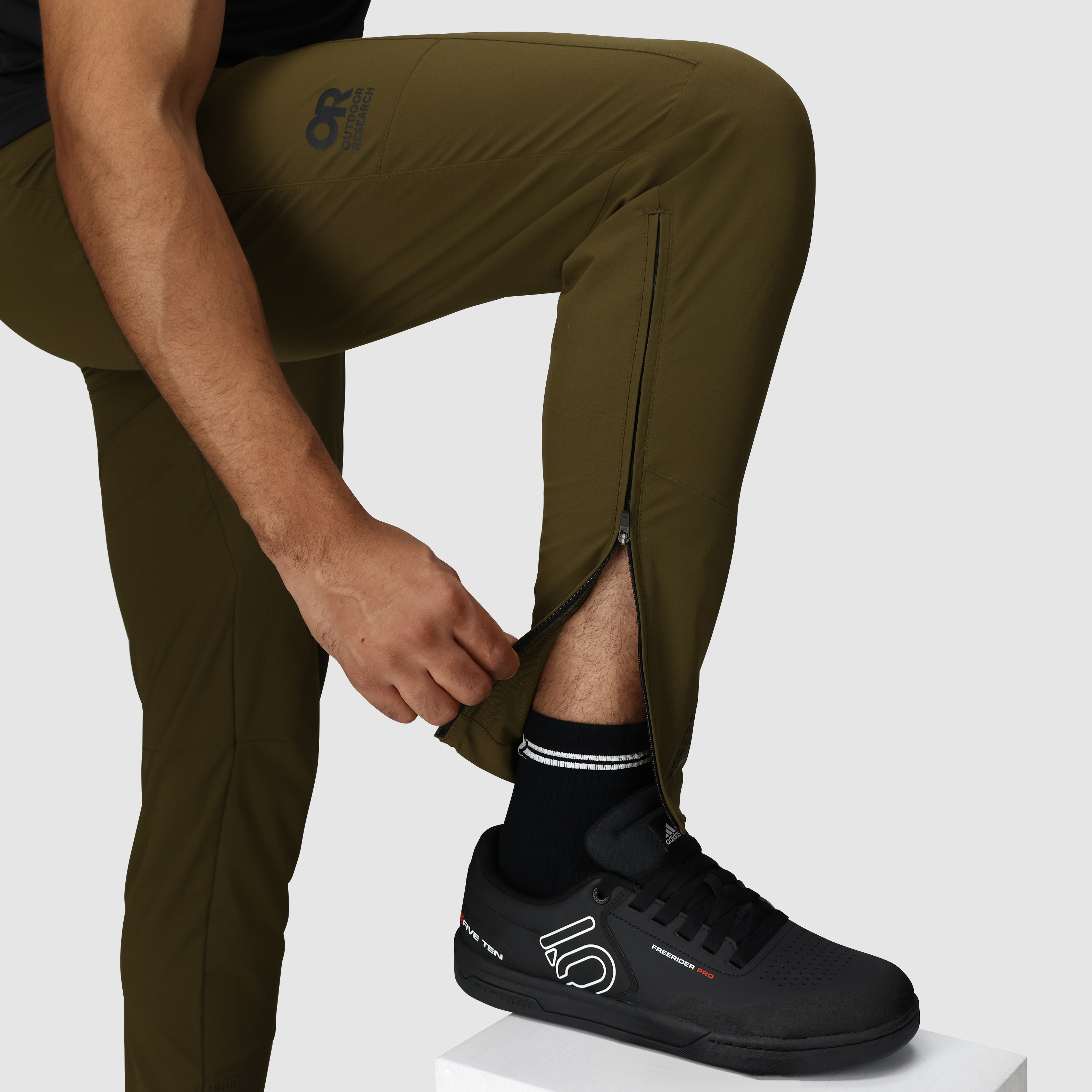 Men's Waterproof MTB Pants for Mountain Biking | Freewheel Ride