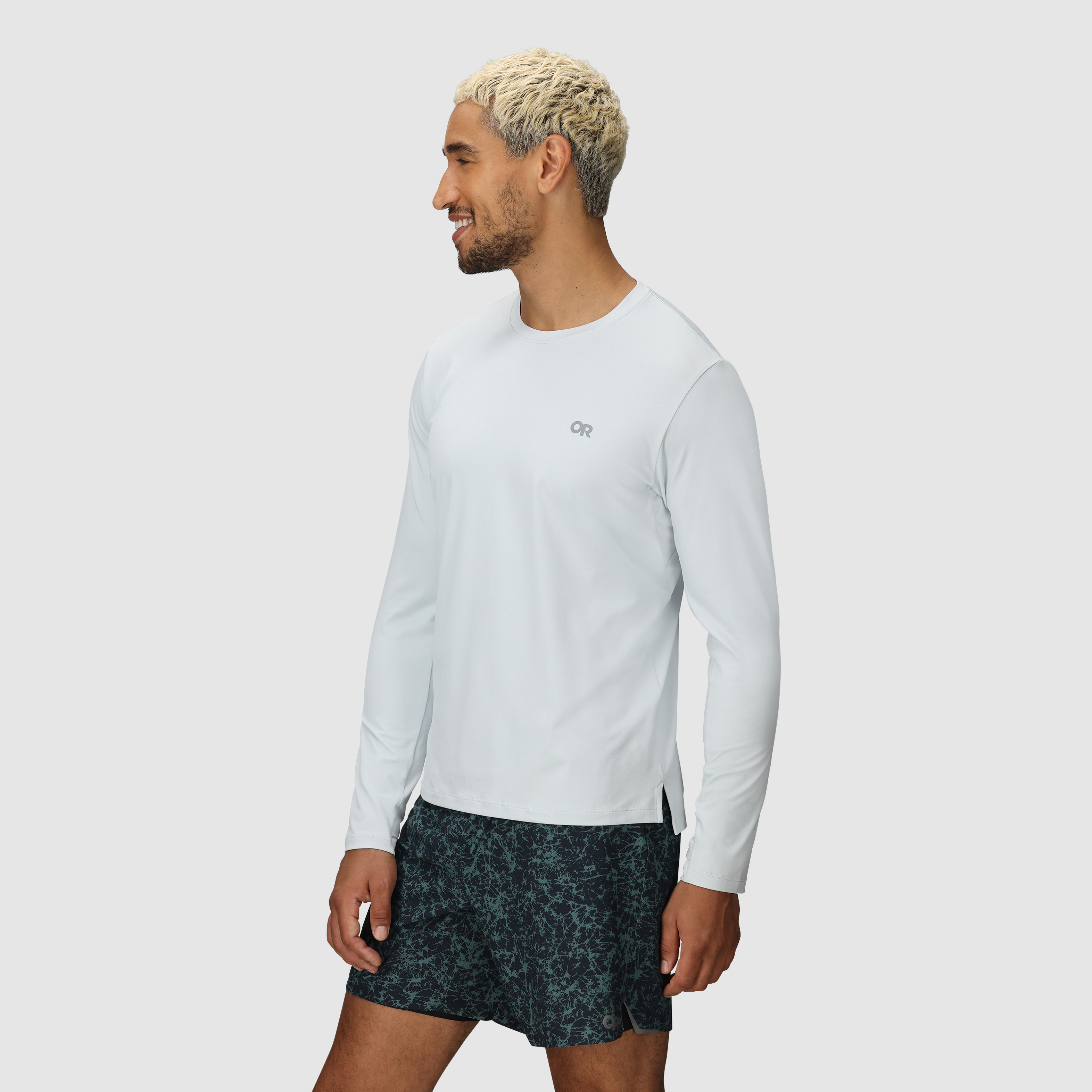 UPF 50+ Sun Protection Long Sleeve Tee for Hiking & Outdoor | ActiveIce