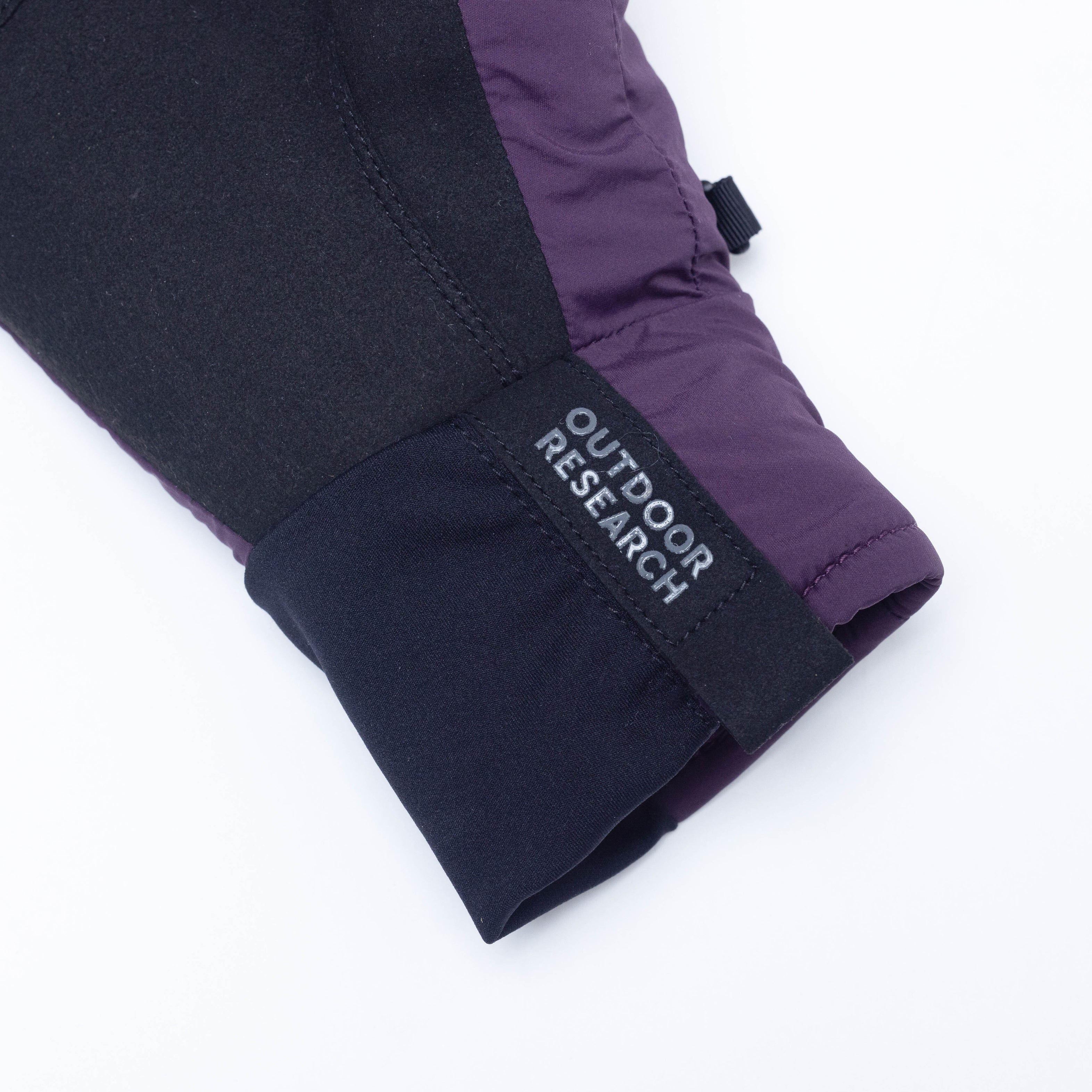 Recycled Insulated Mittens for Cold Weather & Hiking | Shadow