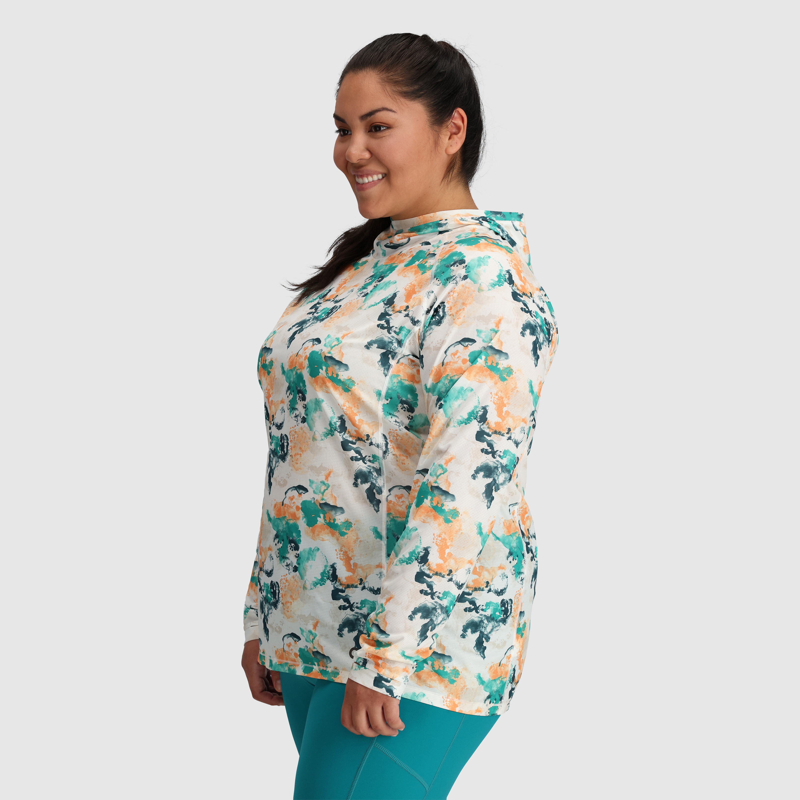 Breathable Women's Echo Hoodie with UPF 15 & Odor Control | OR